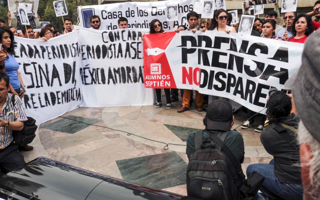 Denuncian secuestro exprés de periodista en Edomex