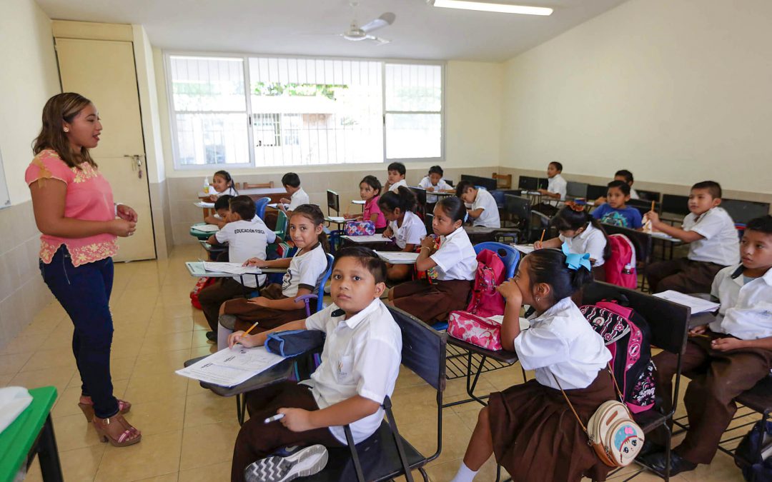 México presenta retroceso en la mayoría de áreas educativas.