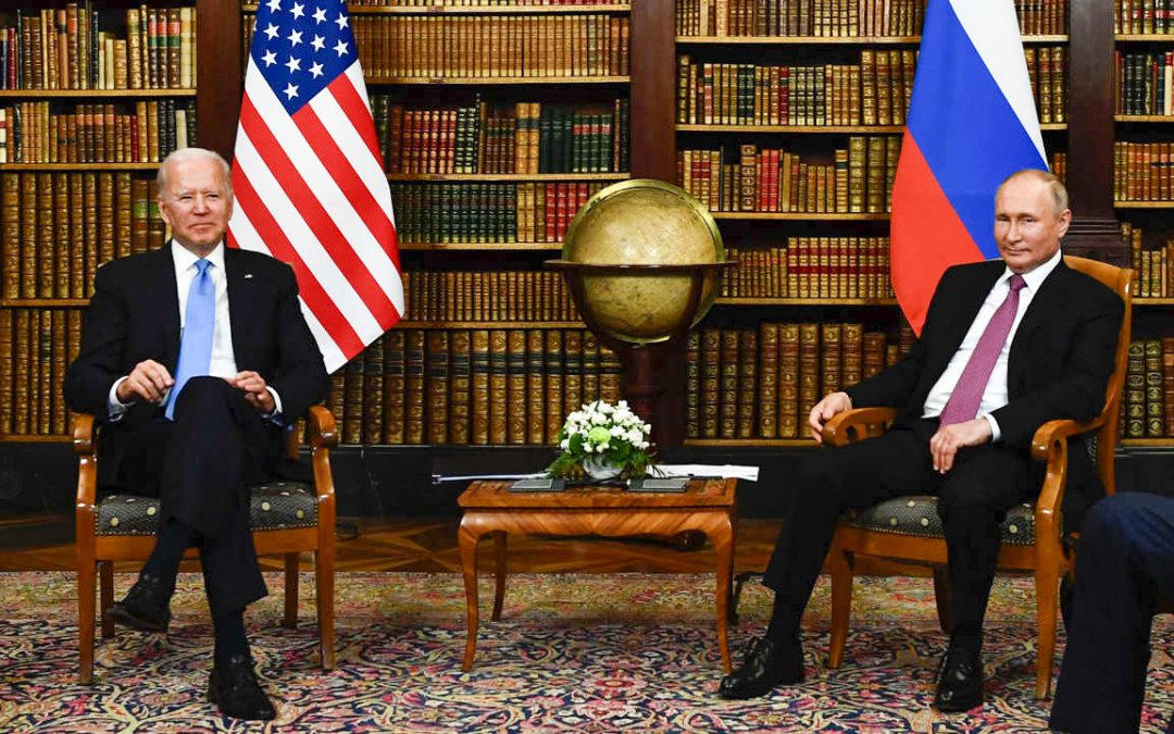 Continúan las tensiones entre el presidente de Estados Unidos y el del Rusia. Foto: Redes