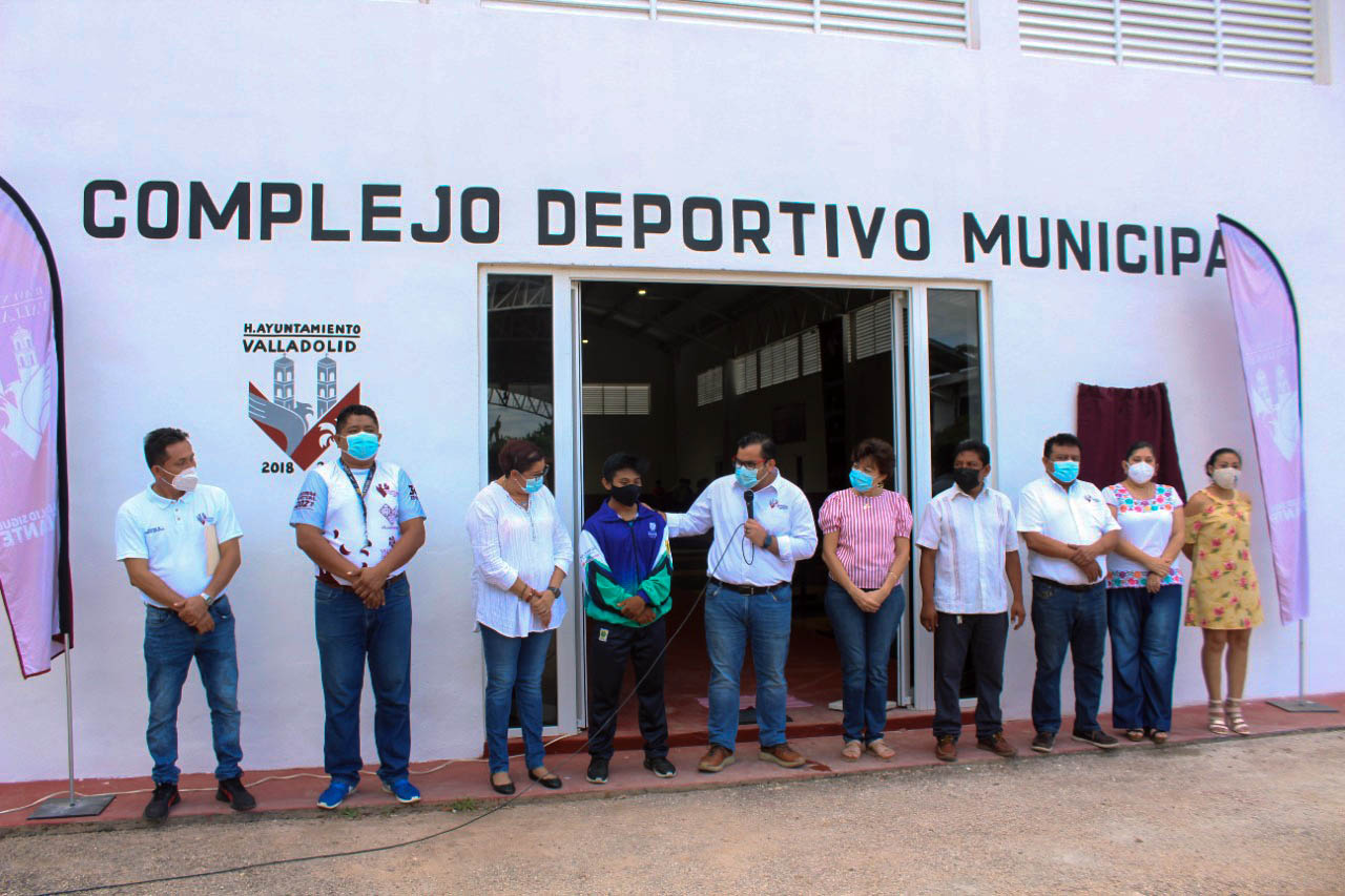 Inauguran Complejo Deportivo Municipal
