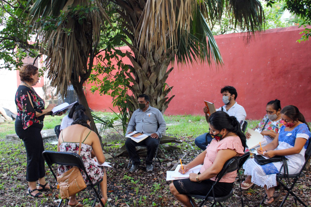 Promover los derechos de los mayas