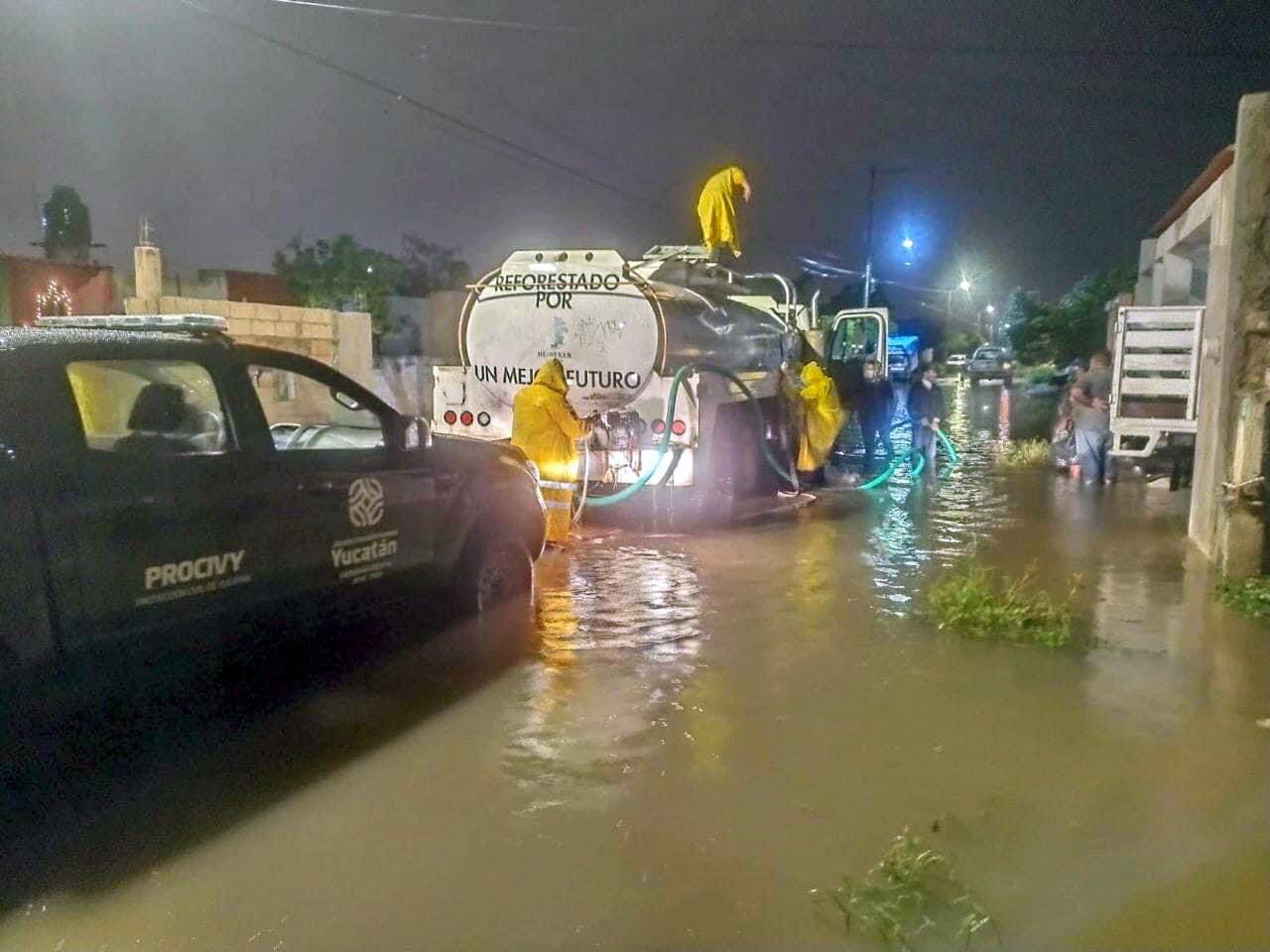 Atención a municipios afectados por intensas lluvias.