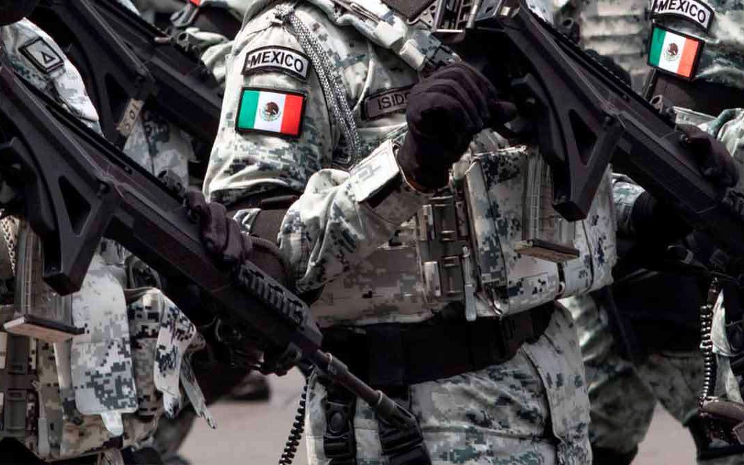 Someten a Militares Mexicanos por irrumpir en Estados Unidos.