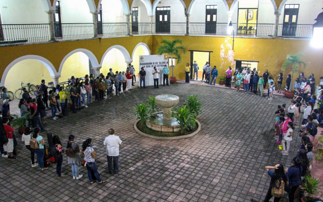 Inauguración de los talleres de La Casa de la Cultura.