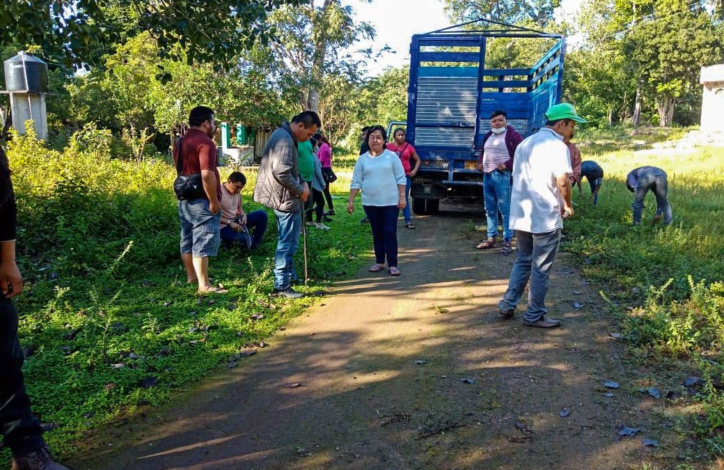 Realizan labores de limpieza en Yaxleh, Kaua.