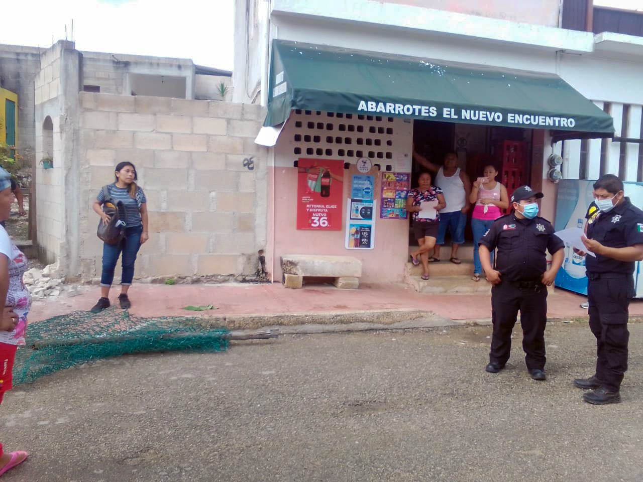 Dueña toma posesión de su predio en Uayma