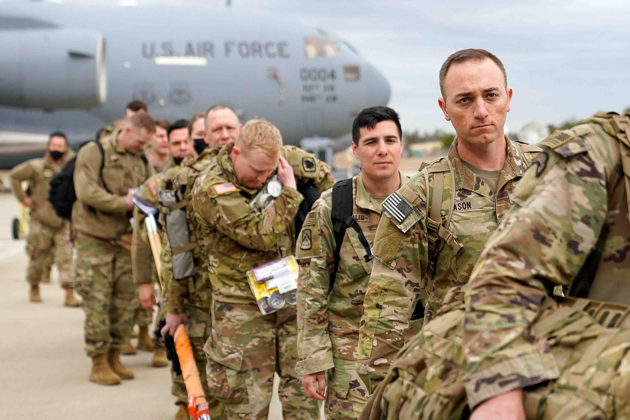 Llegan a Polonia las primeras tropas de refuerzo estadounidenses, se esperan más