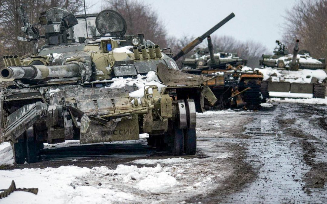 Tanques rusos destruidos en Ucrania.