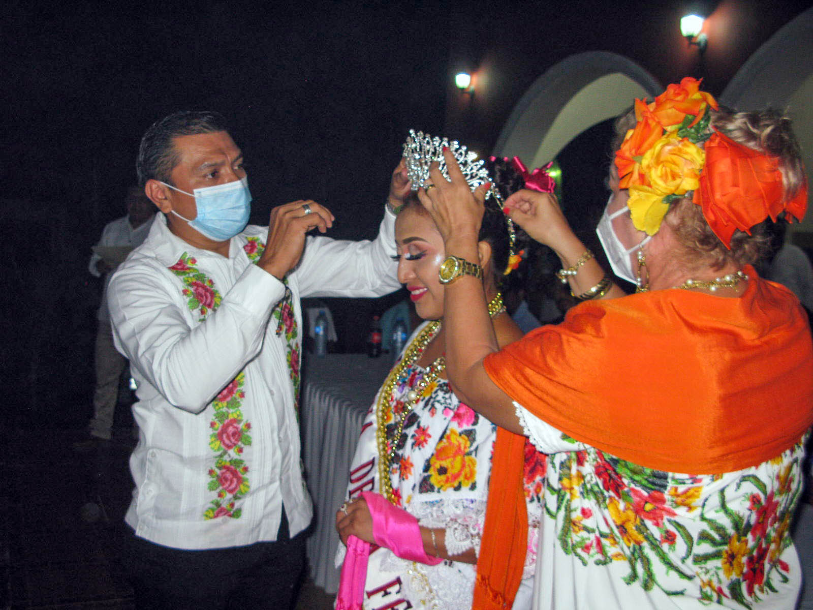 Inicia la feria tradicional de Hunukú