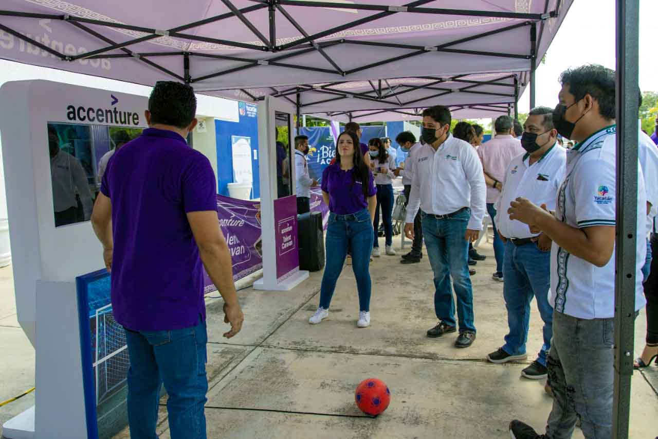 Oportunidad de desarrollo profesional con la Accenture Talent Caravan