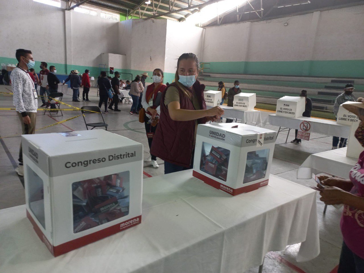Entre “anomalías” Morena realiza votación para elegir congresistas del Edomex