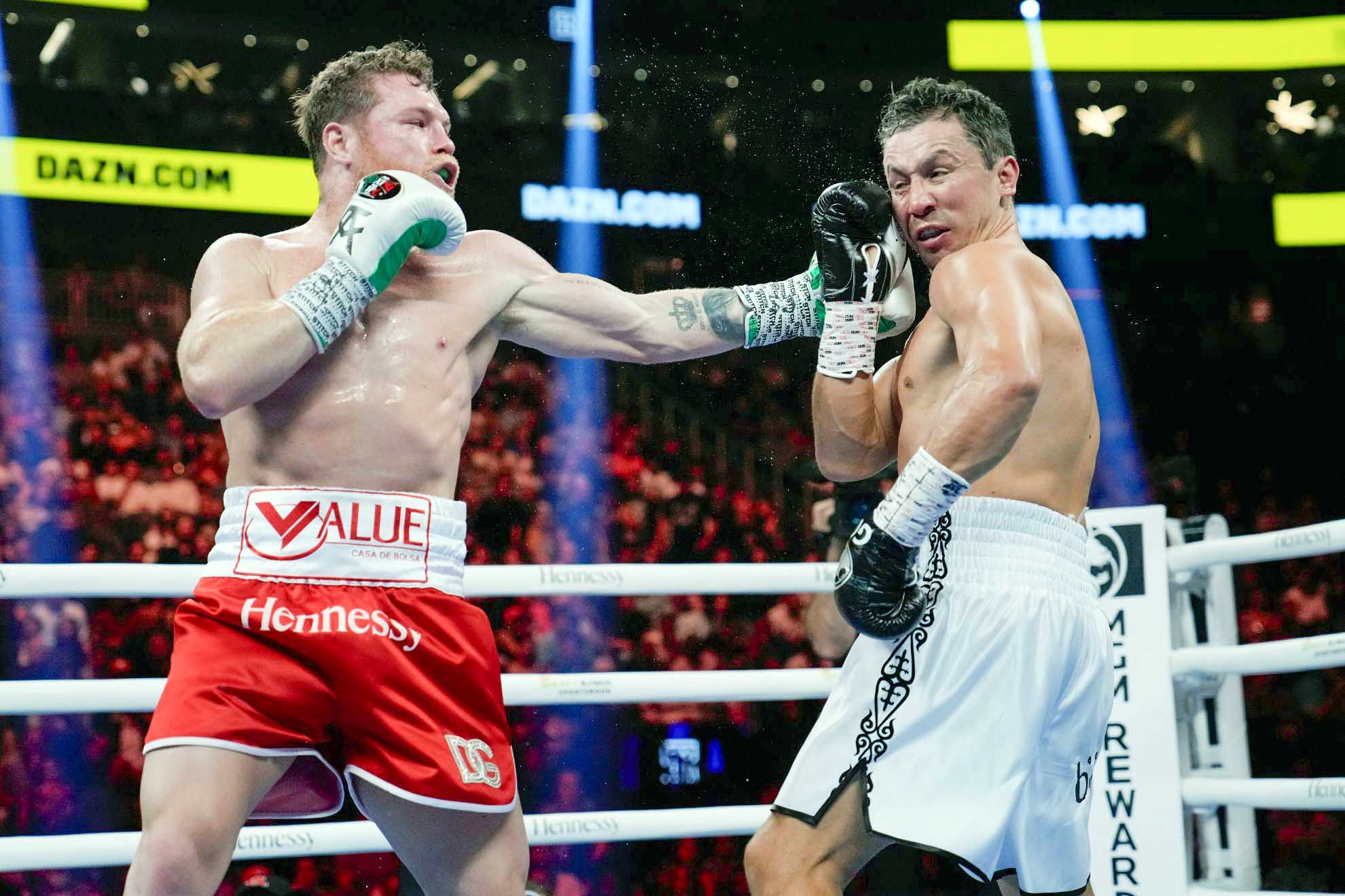 TRAS POLÉMICA PELEA, EL CANELO ÁLVAREZ ANUNCIA SU RETIRO.
