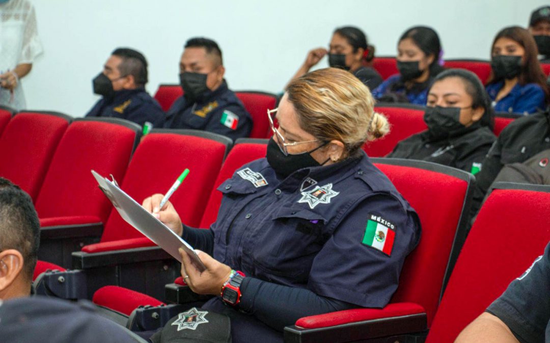 POLICÍA MUNICIPAL EN CONSTANTE CAPACITACIÓN.