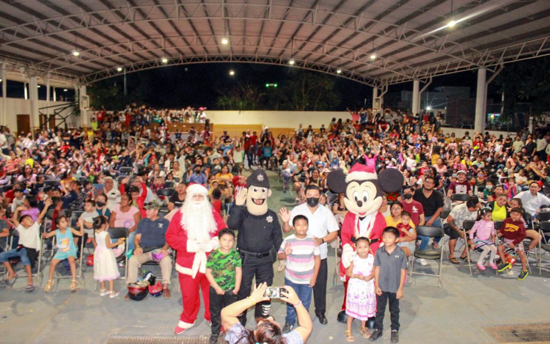 Cientos de familias disfrutaron de los festivales que se presentaron en los diferentes barrios y colonias de la cabecera municipal.