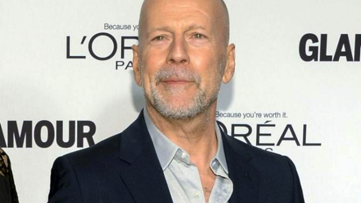 BRUCE WILLIS REAPARECIÓ EN LAS REDES TRAS SU DIAGNÓSTICO DE AFASIA