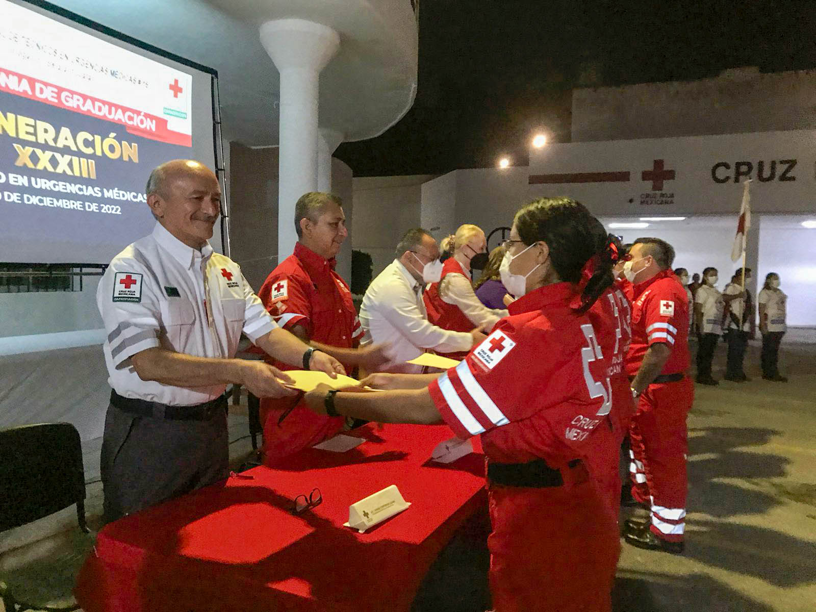 SE GRADÚAN 33 NUEVOS PARAMÉDICOS DE CRUZ ROJA MEXICANA DELEGACIÓN YUCATÁN.