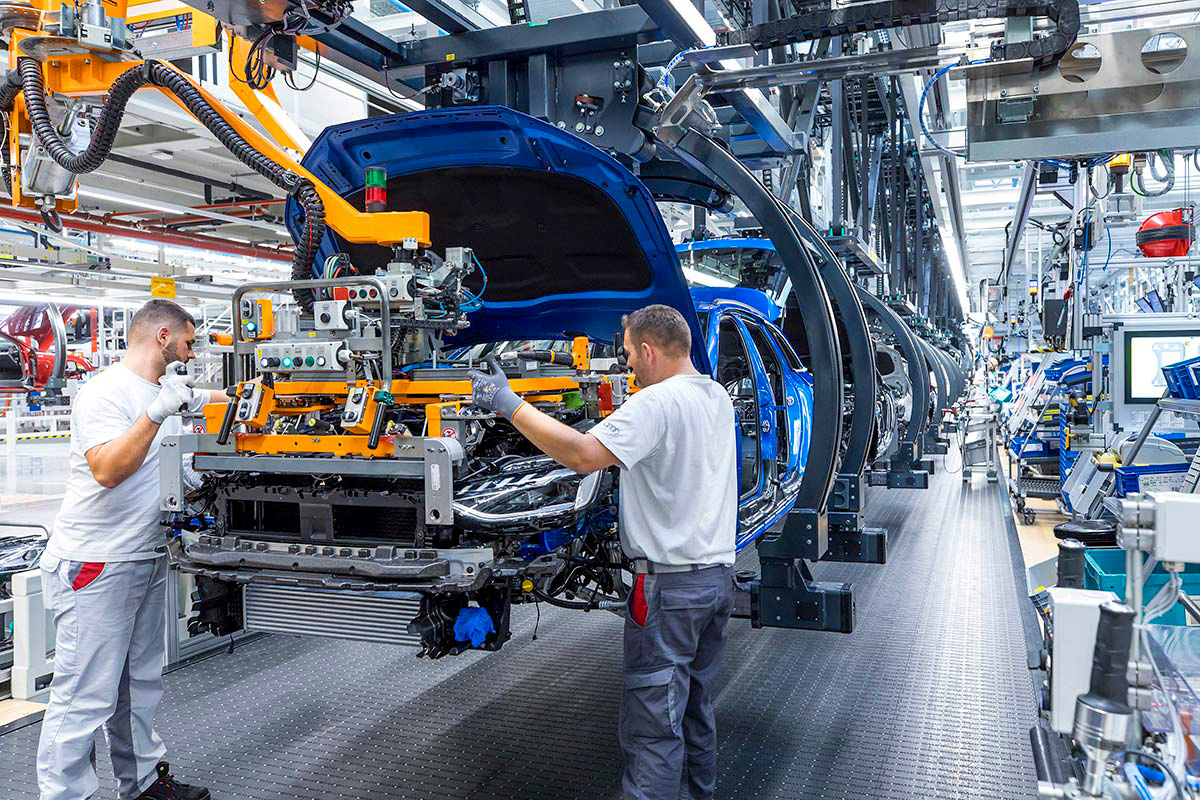 LOS DOS MINERALES QUE PONDRÍAN EN APRIETOS, OTRA VEZ, A LA INDUSTRIA AUTOMOTRIZ