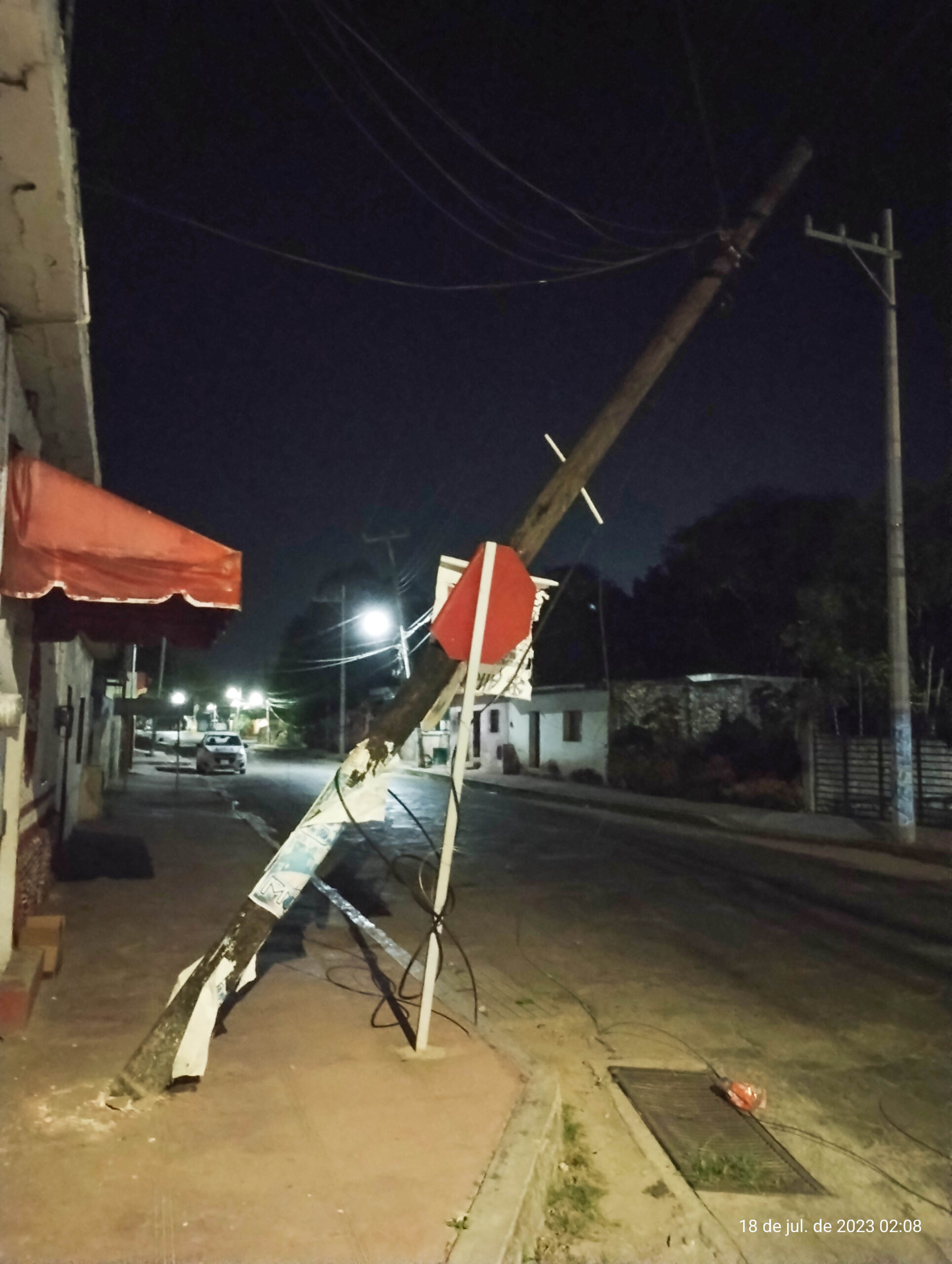 ESPERANDO A QUE SE AHOGUE EL NIÑO…