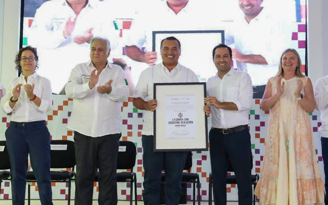 El alcalde de la ciudad de Mérida, Renan Barrera Concha y el gobernador del estado, Mauricio Vila Dosal; recibieron el nombramiento de manos del Secretario de Turismo, Miguel Torruco Marqués.