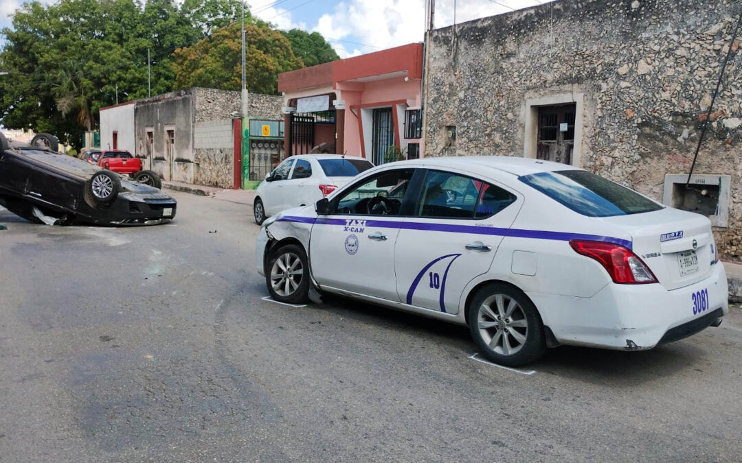 Taxi de X-can quiso incorporarse a la circulación sin la debida precaución, provocando aparatoso choque.