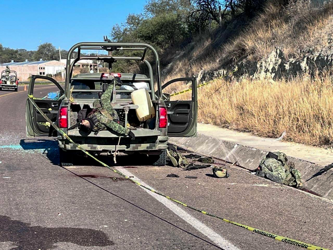 MUEREN TRES MILITARES: ENFRENTAMIENTO CONTRA EL CJNG EN TEOCALTICHE, JALISCO.