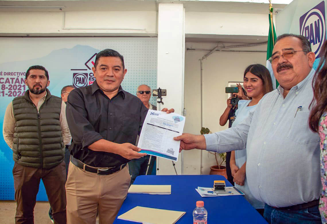 ALCALDE DE VALLADOLID SE INSCRIBE COMO PRECANDIDATO DEL PAN PARA UN SEGUNDO PERIODO.