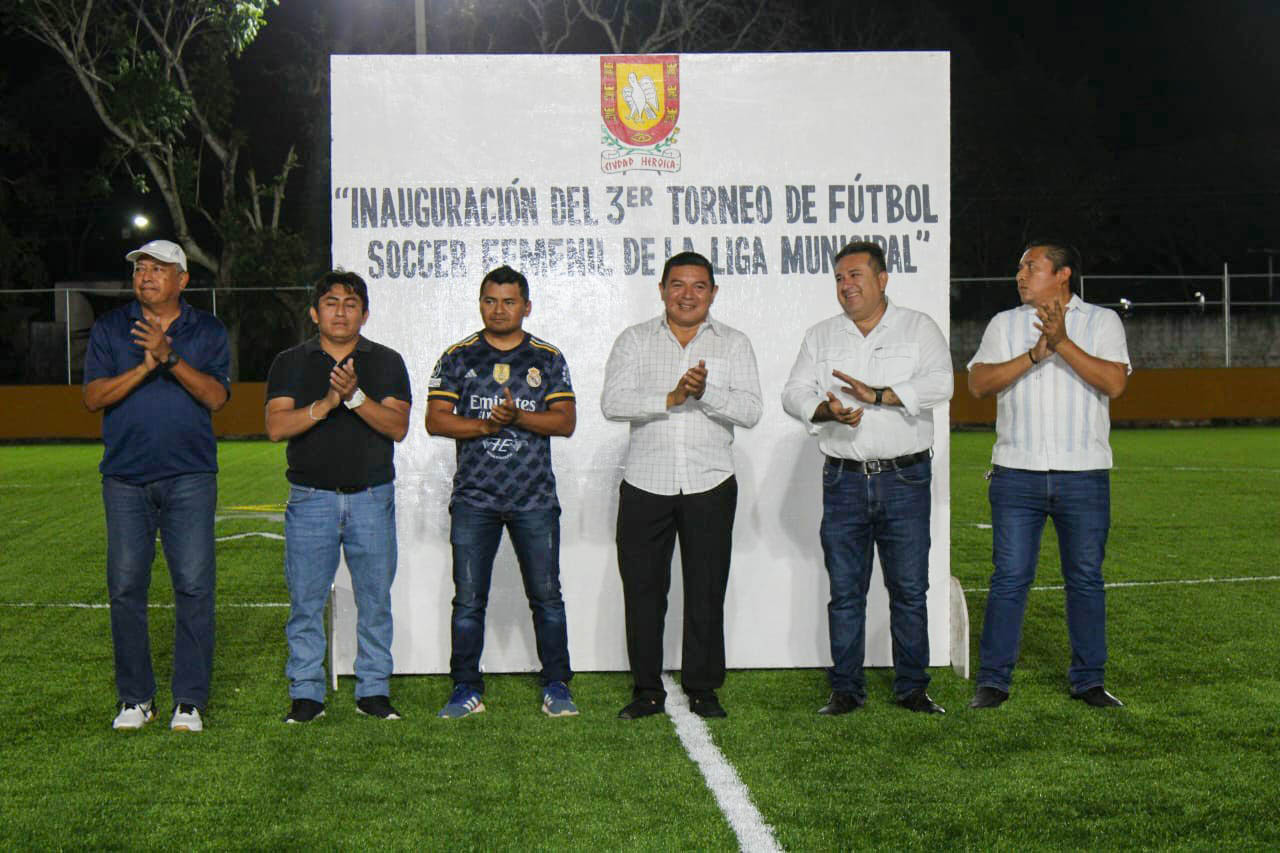 INAUGURAN TORNEO DE FUTBOL SOCCER FEMENIL EN VALLADOLID