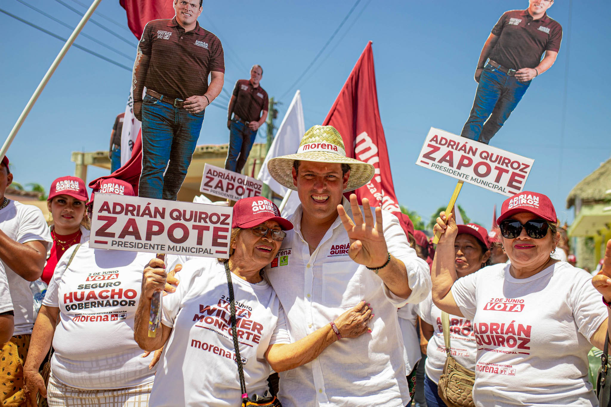 ADRIAN QUIROZ “ZAPOTE” CANDIDATO A LA ALCALDIA DE TIZIMIN VISITA EL CUYO.
