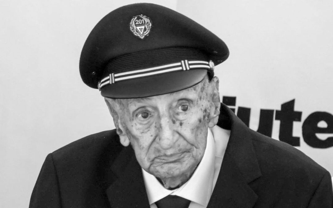 Sargento Primero de Transmisiones Retirado, César Maximiliano Gutiérrez Marín.